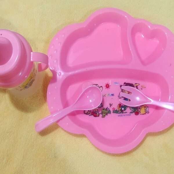 WJI 135 Flower Shape Kids Dinner Set All 4170 1.jpeg